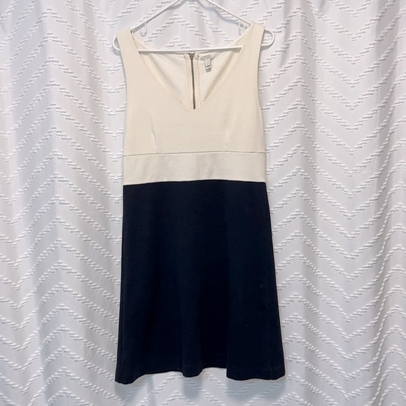 J. Crew Dresses & Skirts - J. Crew ivory and Navy color block V-neck A-line Dress